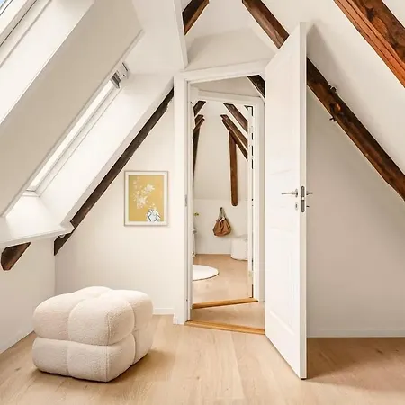 Beautiful Top-floor 4br Loft By Bryggen & Floyen Apartman