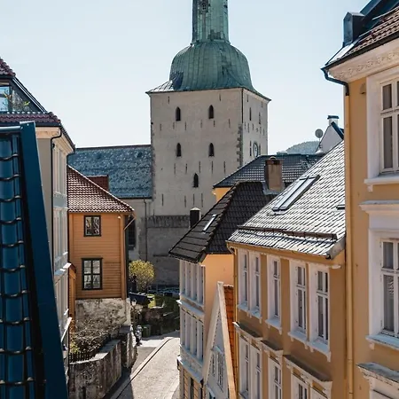Apartman Beautiful Top-floor 4br Loft By Bryggen & Floyen