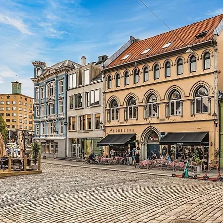 Beautiful Top-floor 4br Loft By Bryggen & Floyen Apartman *